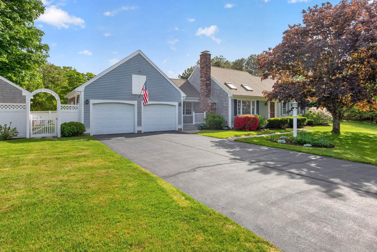https://bt-photos.global.ssl.fastly.net/capecod/1280_boomver_1_22602595-2.jpg