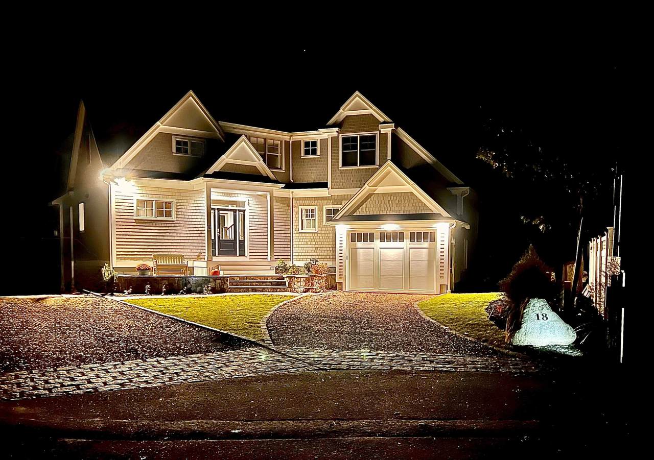 https://bt-photos.global.ssl.fastly.net/capecod/1280_boomver_1_22602666-2.jpg