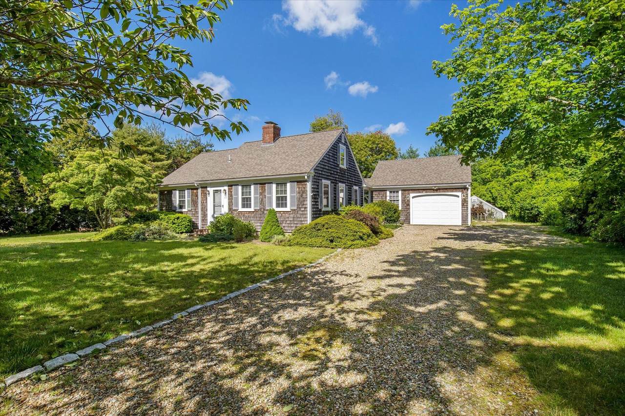 112 Fisk Street - Photo 1