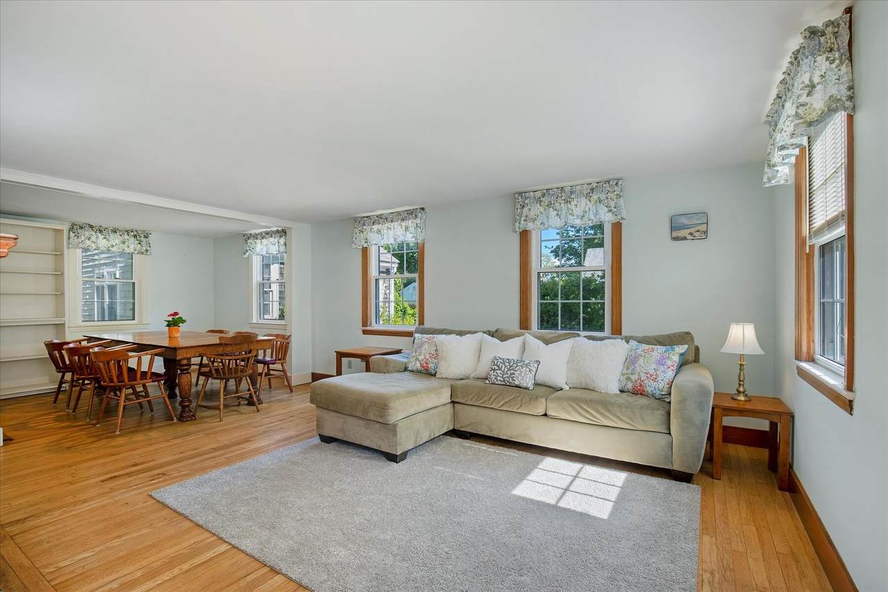 https://bt-photos.global.ssl.fastly.net/capecod/1280_boomver_1_22602734-2.jpg