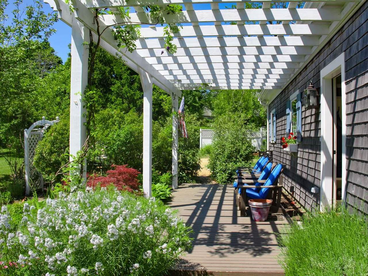 https://bt-photos.global.ssl.fastly.net/capecod/1280_boomver_1_22602744-2.jpg