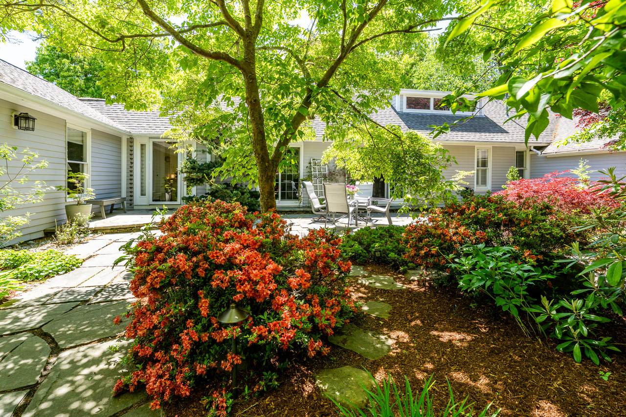 96 Greensward Road - Photo 1