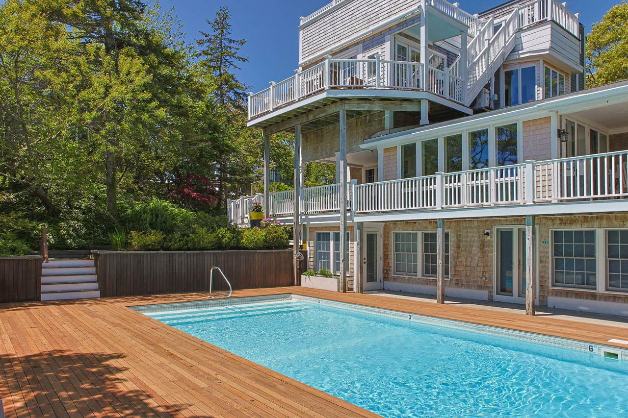 208 Bradford Street - Photo 1