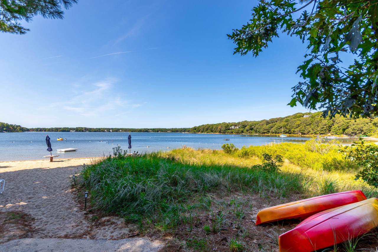 https://bt-photos.global.ssl.fastly.net/capecod/1280_boomver_1_22602786-2.jpg