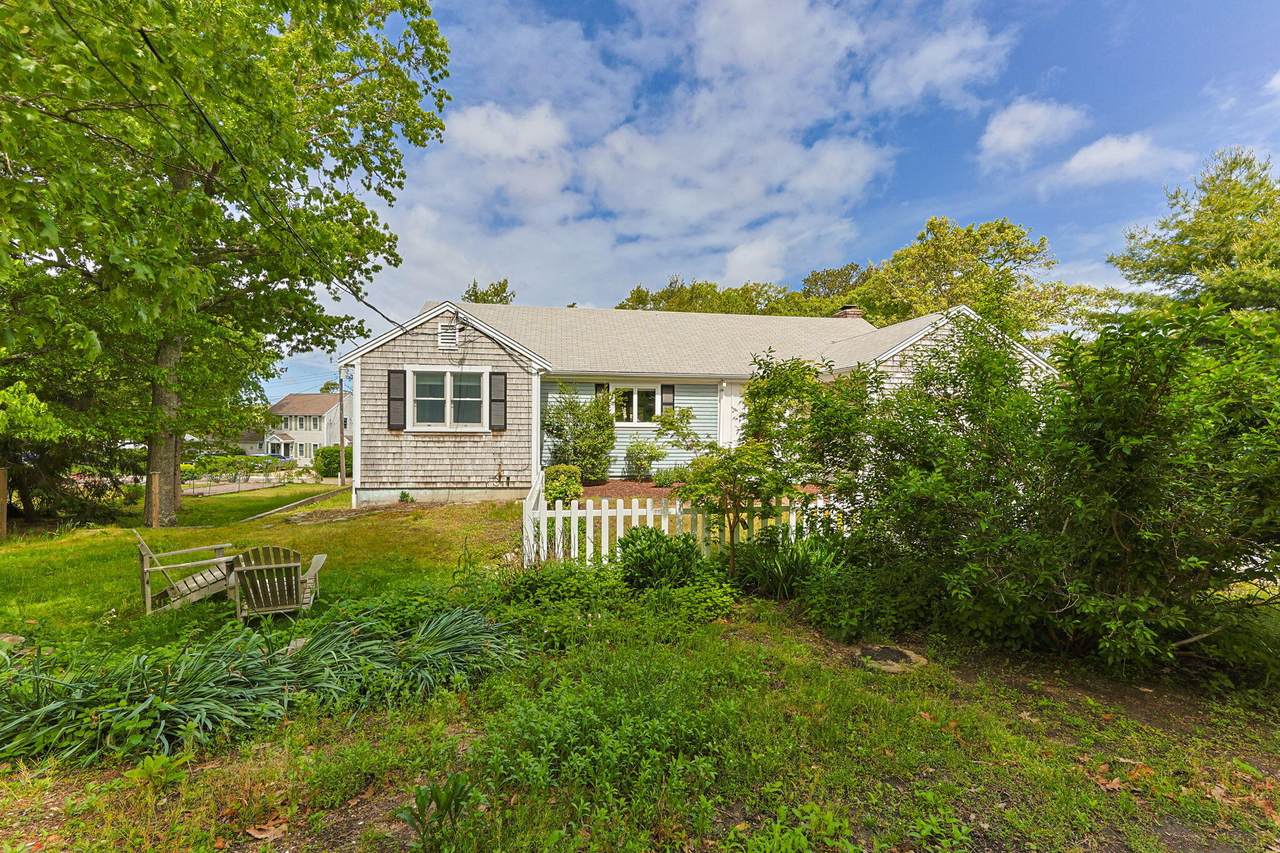 https://bt-photos.global.ssl.fastly.net/capecod/1280_boomver_1_22602815-2.jpg
