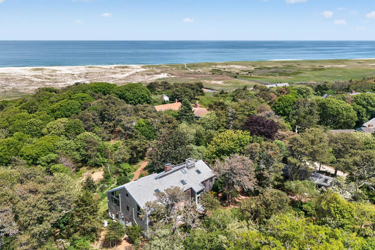 17 Gosnold Road - Photo 1