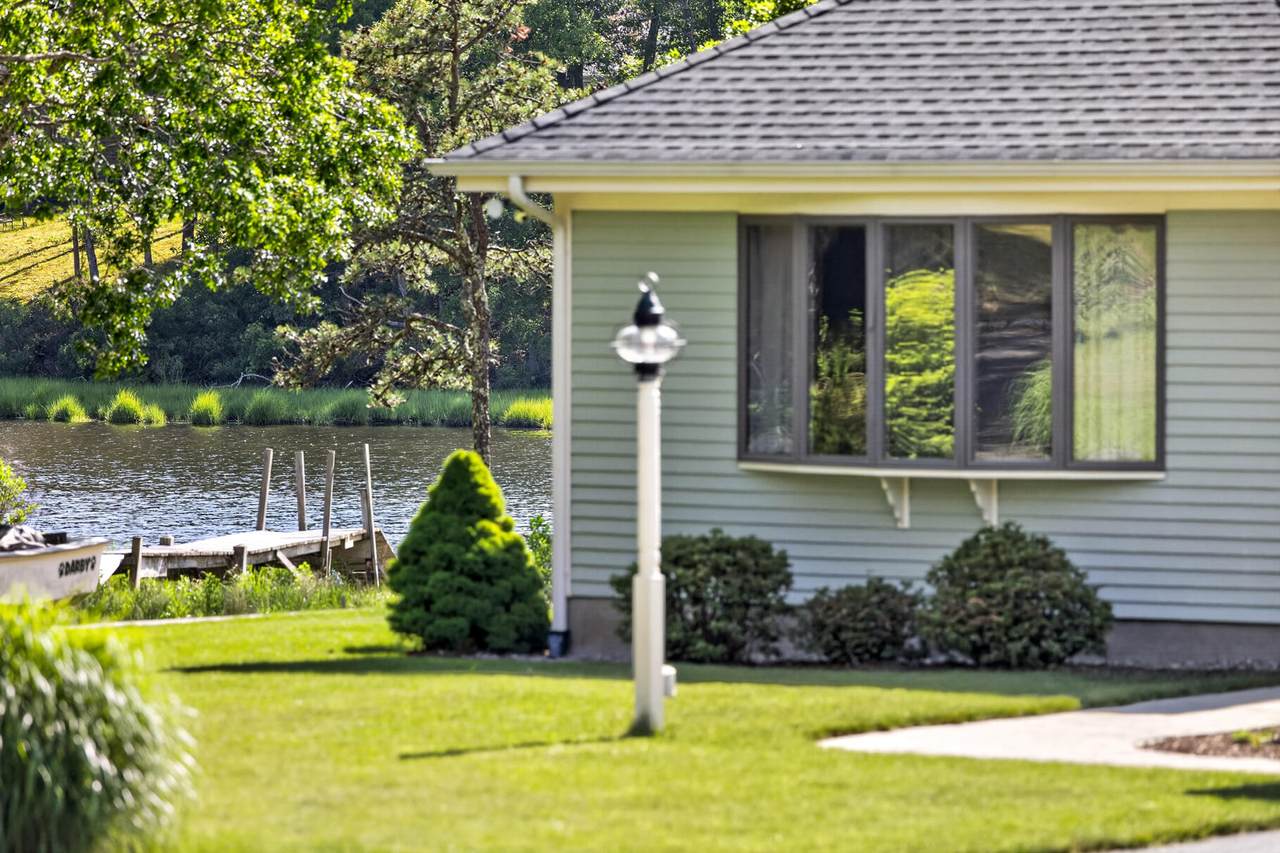 https://bt-photos.global.ssl.fastly.net/capecod/1280_boomver_1_22602893-2.jpg