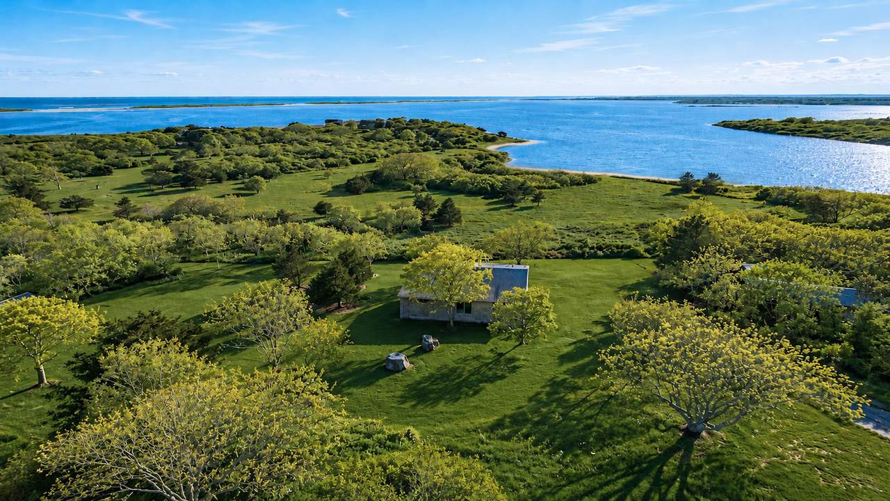 https://bt-photos.global.ssl.fastly.net/capecod/1280_boomver_1_22602925-2.jpg