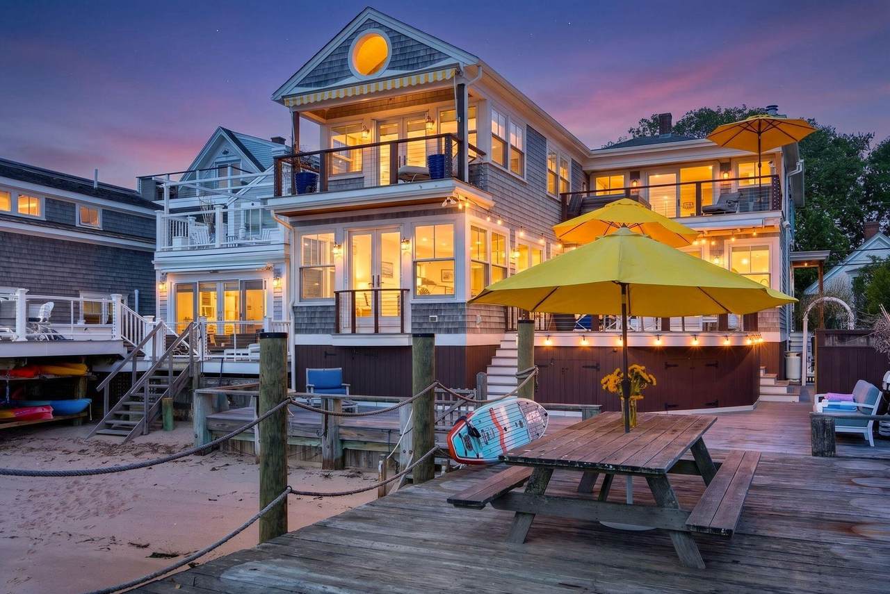 https://bt-photos.global.ssl.fastly.net/capecod/1280_boomver_1_22602928-2.jpg