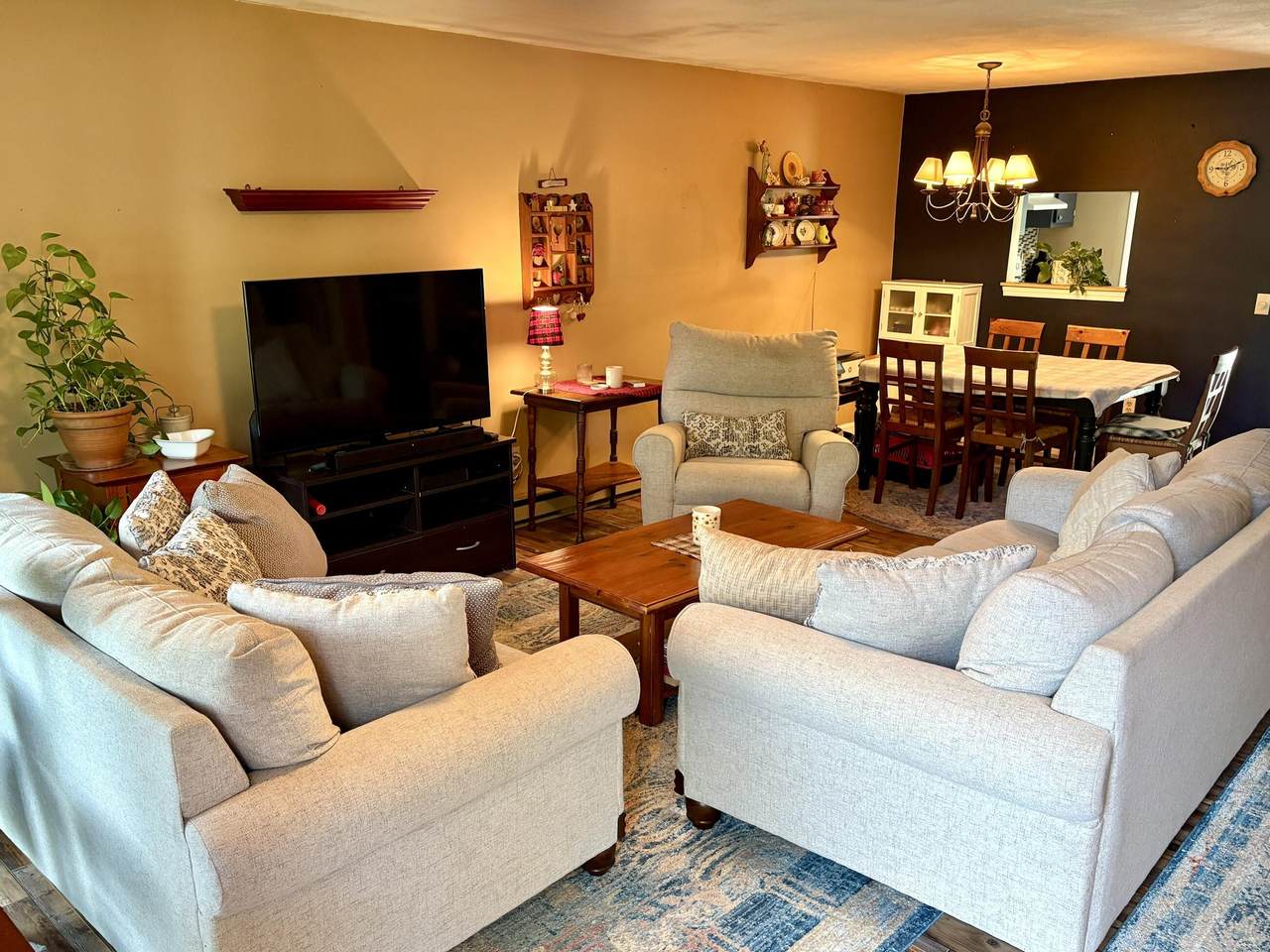 https://bt-photos.global.ssl.fastly.net/capecod/1280_boomver_1_22602939-2.jpg
