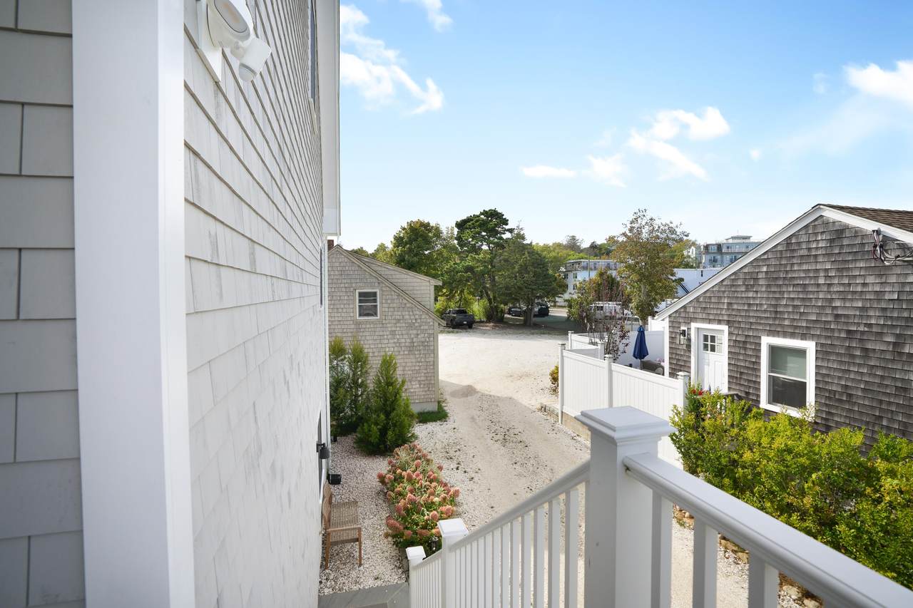 https://bt-photos.global.ssl.fastly.net/capecod/1280_boomver_1_22602959-2.jpg