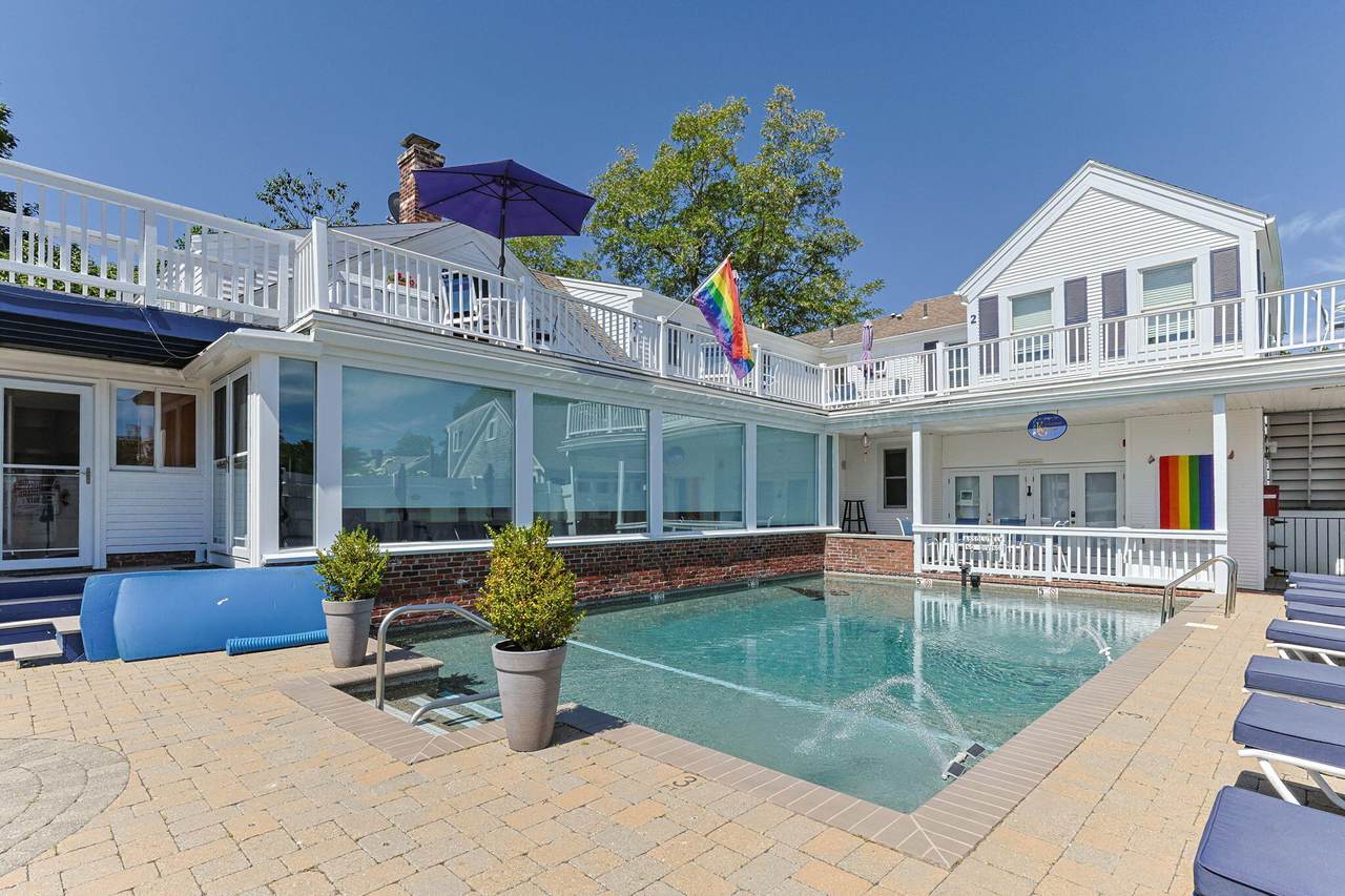 https://bt-photos.global.ssl.fastly.net/capecod/1280_boomver_1_22602990-2.jpg