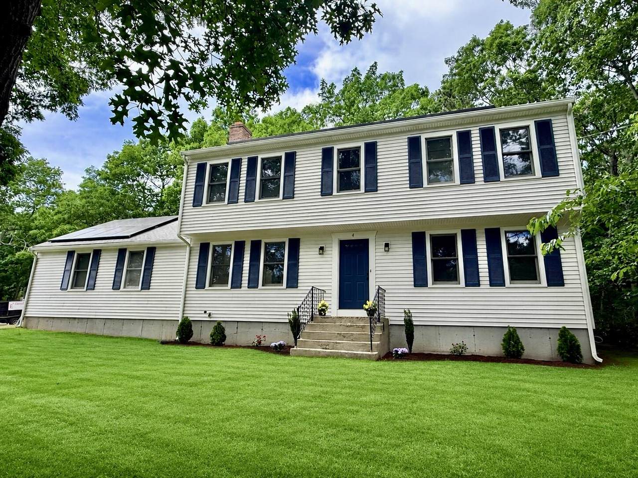 4 Andrew Road - Photo 1