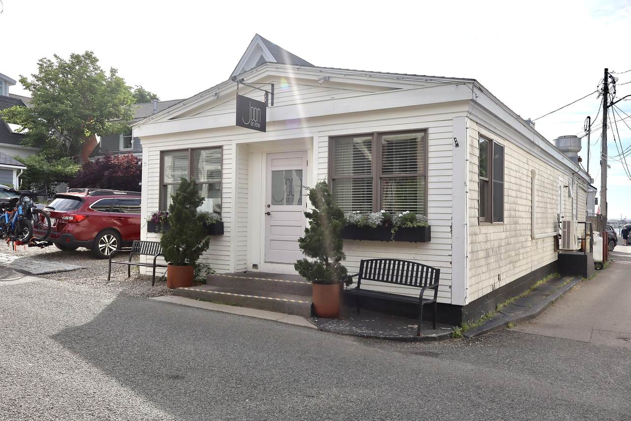 https://bt-photos.global.ssl.fastly.net/capecod/1280_boomver_1_22603025-2.jpg