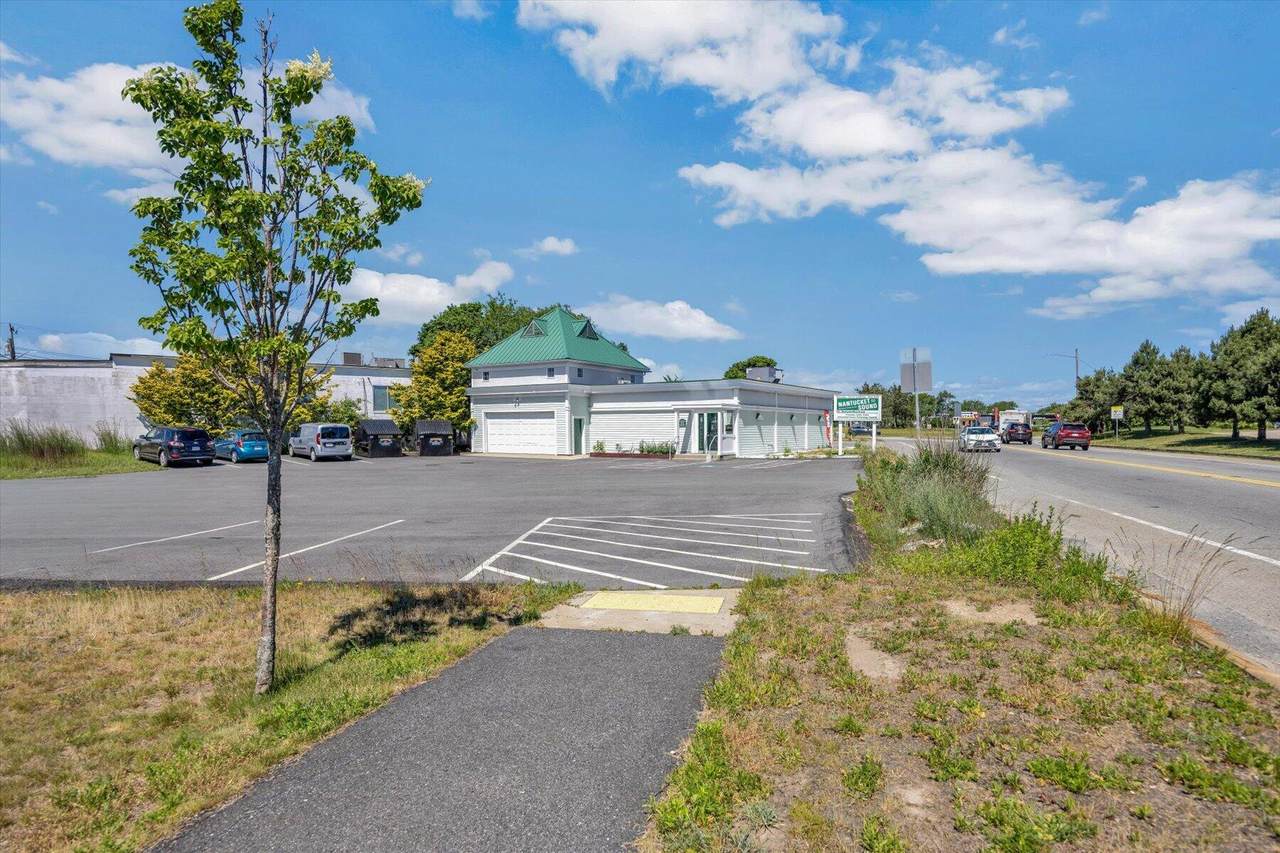 https://bt-photos.global.ssl.fastly.net/capecod/1280_boomver_1_22603041-2.jpg