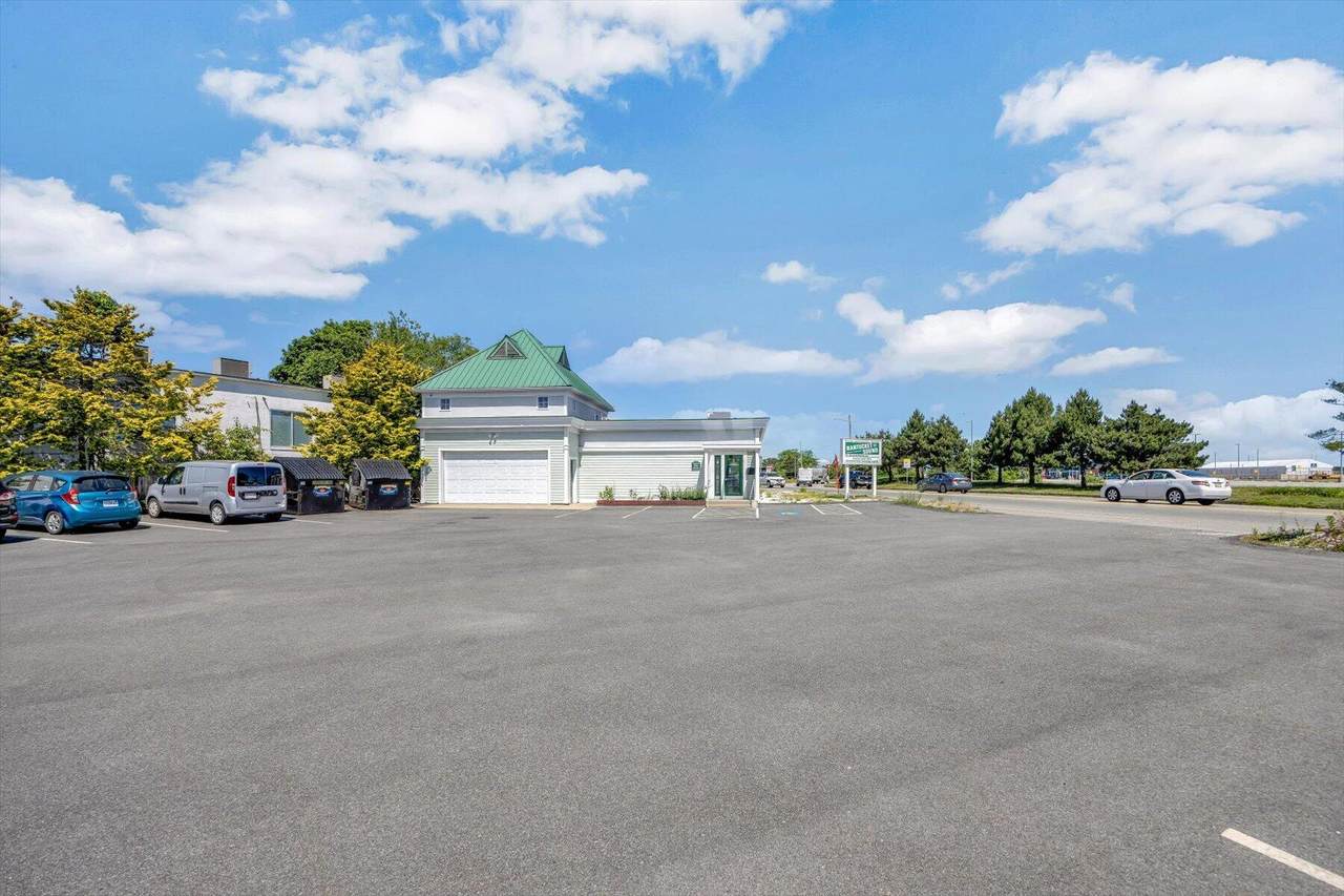 https://bt-photos.global.ssl.fastly.net/capecod/1280_boomver_1_22603041-2.jpg