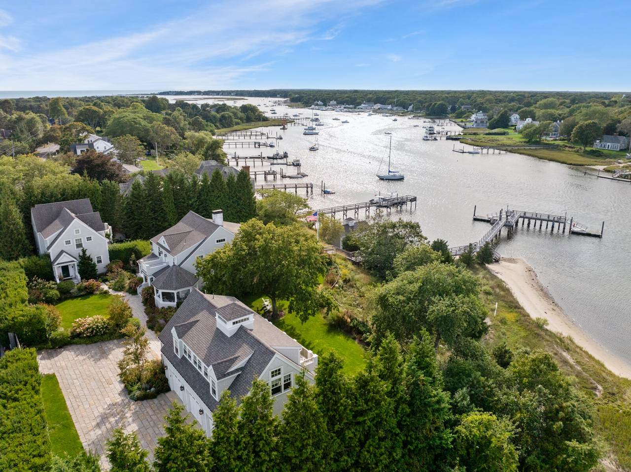 https://bt-photos.global.ssl.fastly.net/capecod/1280_boomver_1_22603049-2.jpg
