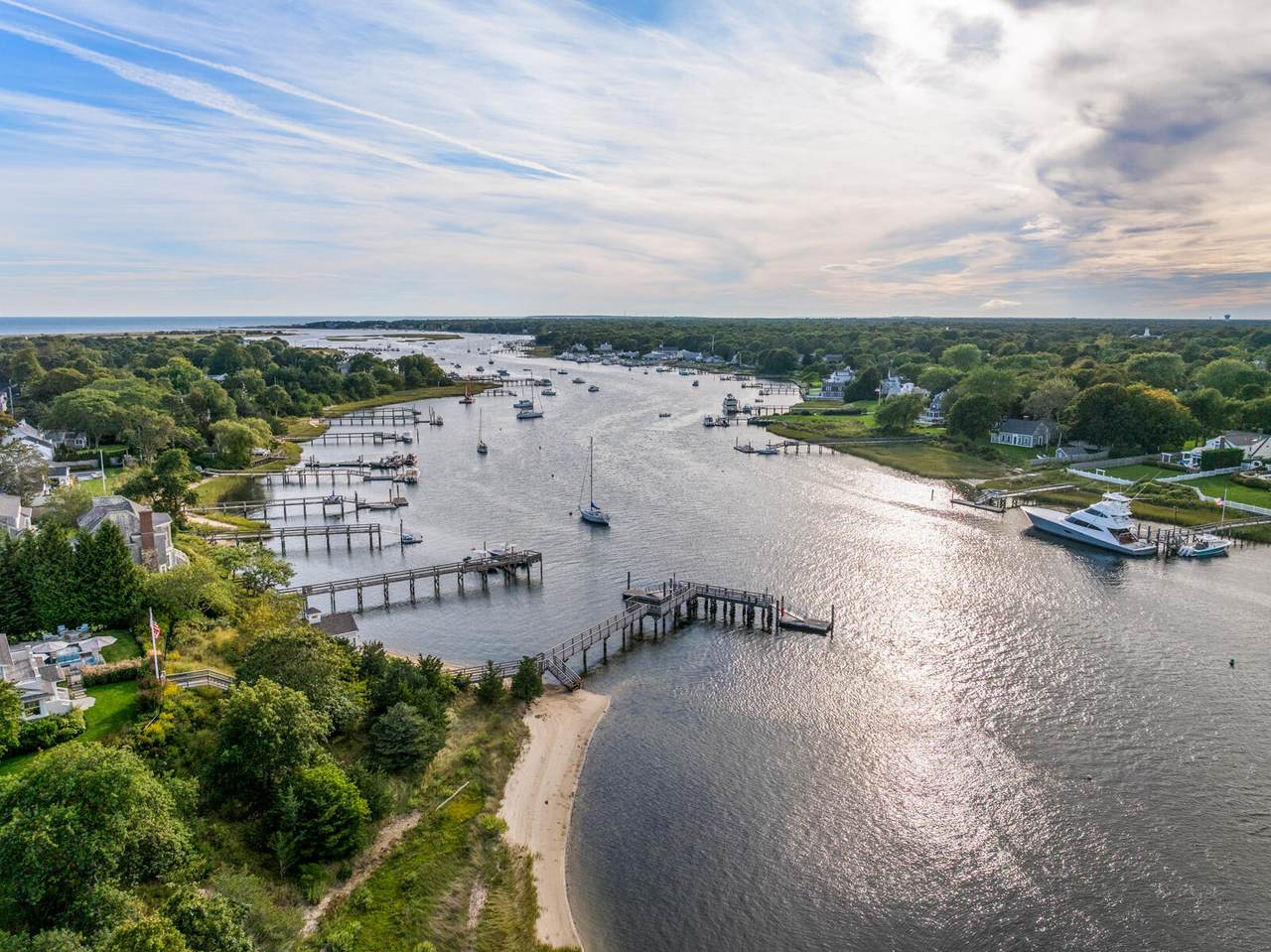 https://bt-photos.global.ssl.fastly.net/capecod/1280_boomver_1_22603049-2.jpg