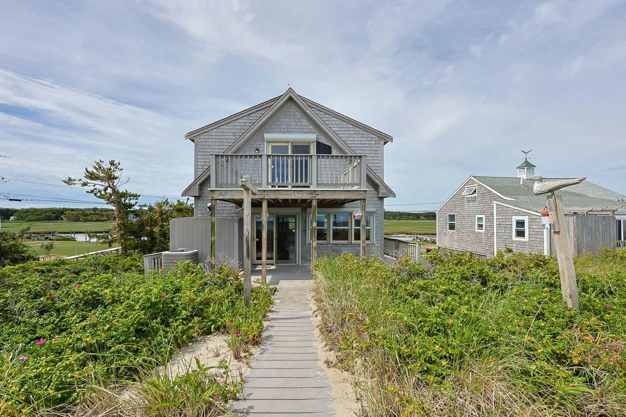 https://bt-photos.global.ssl.fastly.net/capecod/1280_boomver_1_22603083-2.jpg