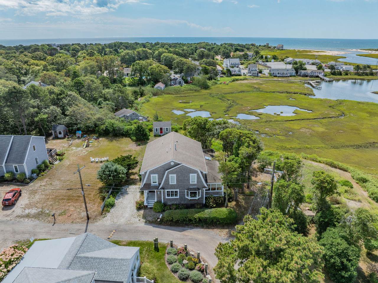 https://bt-photos.global.ssl.fastly.net/capecod/1280_boomver_1_22603113-2.jpg
