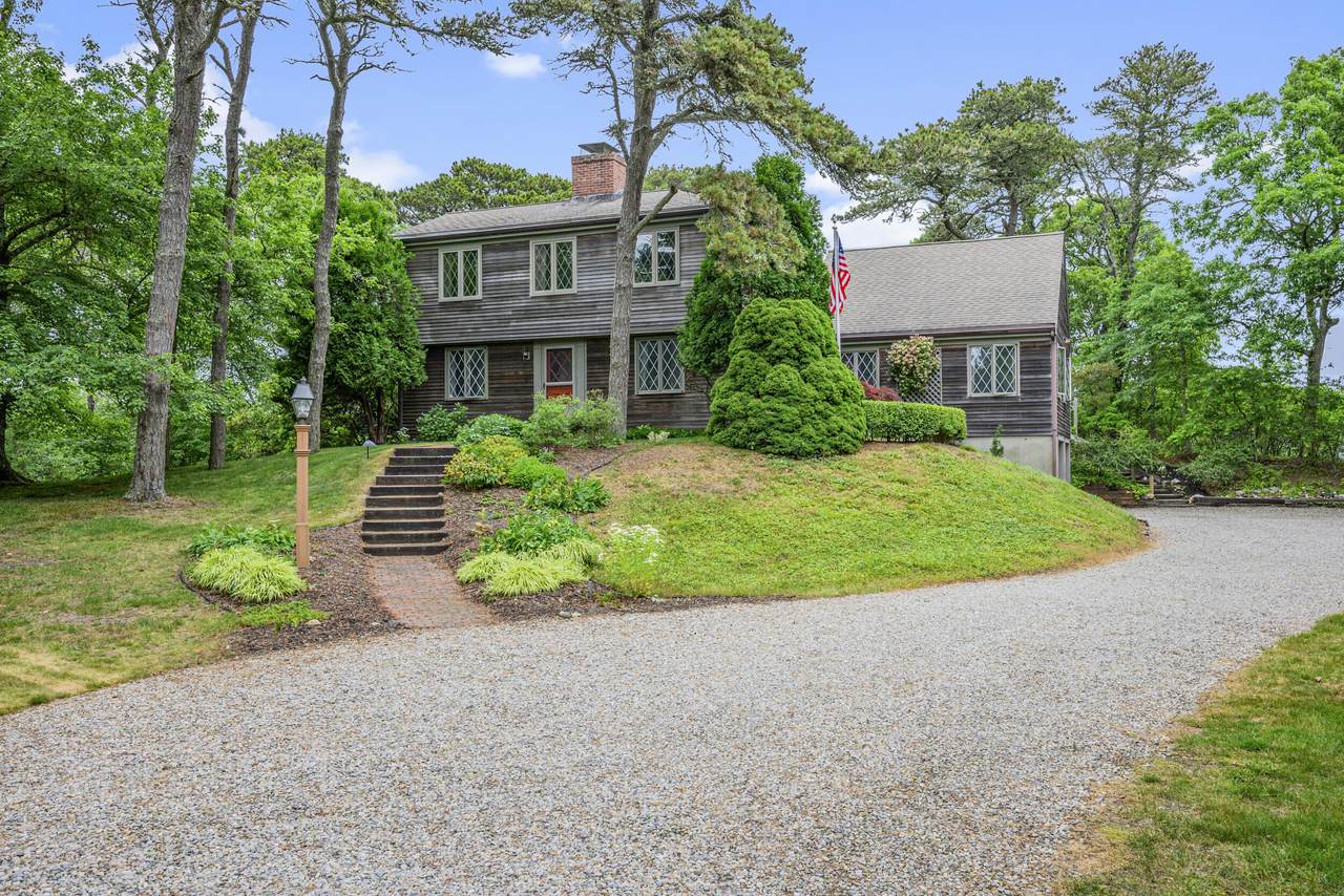 330 Champlain Road - Photo 1