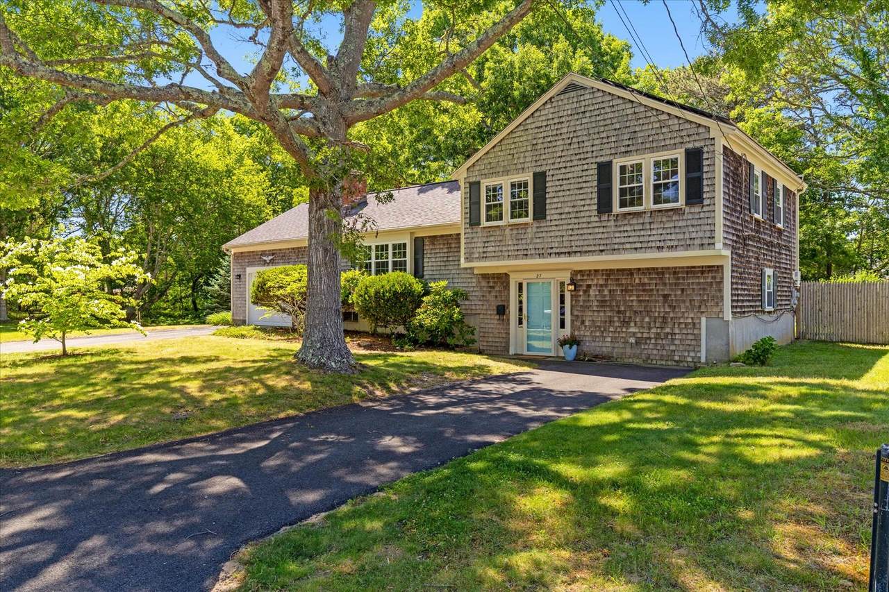 27 Steven Drive - Photo 1