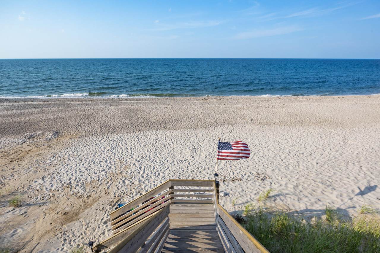 https://bt-photos.global.ssl.fastly.net/capecod/1280_boomver_1_22603209-2.jpg