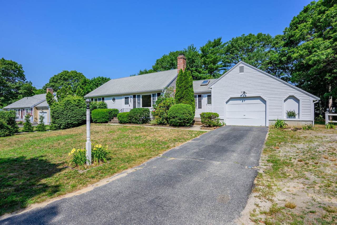 295 Westwind Circle - Photo 1