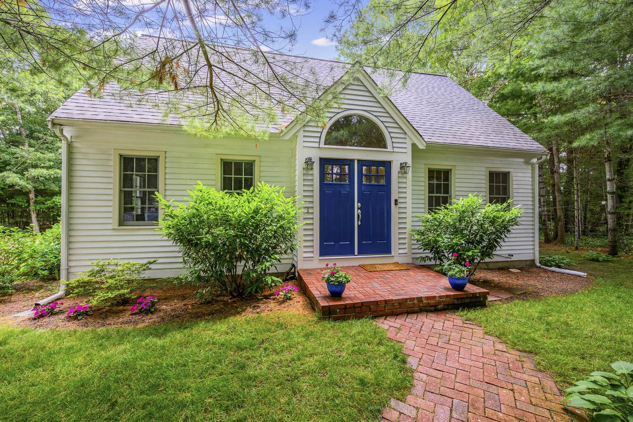 20 Shannon Way - Photo 1