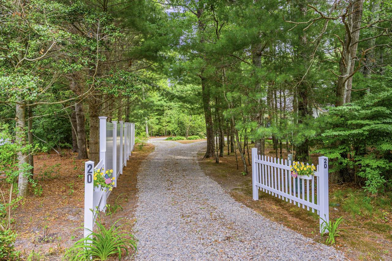 https://bt-photos.global.ssl.fastly.net/capecod/1280_boomver_1_22603241-2.jpg