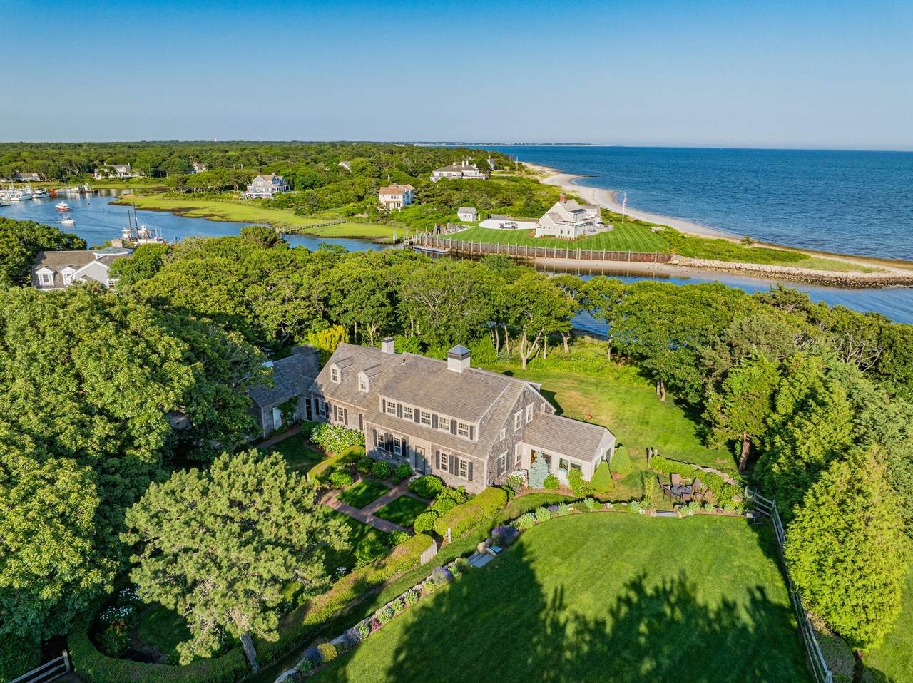 https://bt-photos.global.ssl.fastly.net/capecod/1280_boomver_1_22603258-2.jpg
