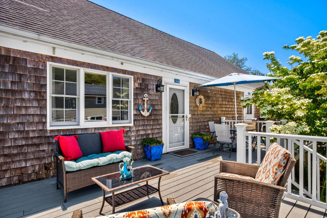7 Sandy Hill Lane - Photo 1