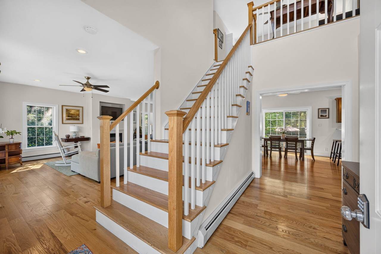 https://bt-photos.global.ssl.fastly.net/capecod/1280_boomver_1_22603293-2.jpg