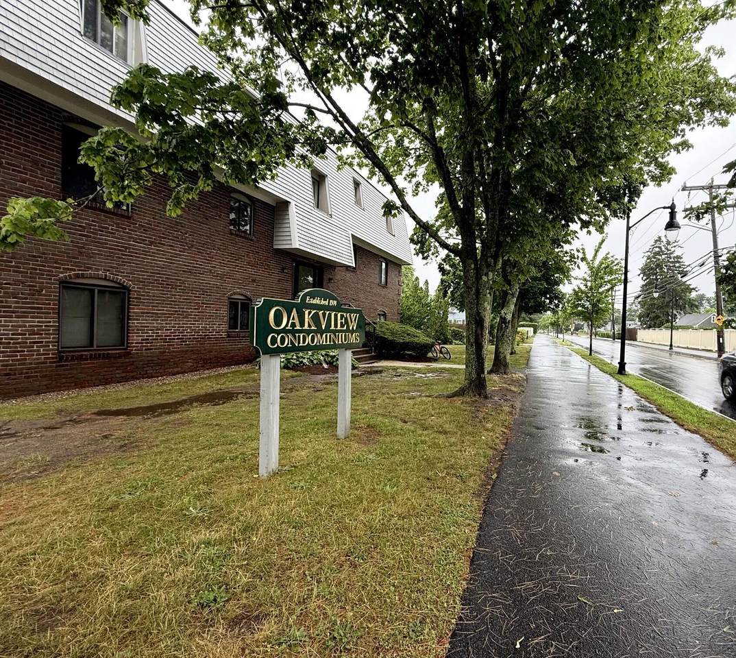 15 Oak Neck Road - Photo 1