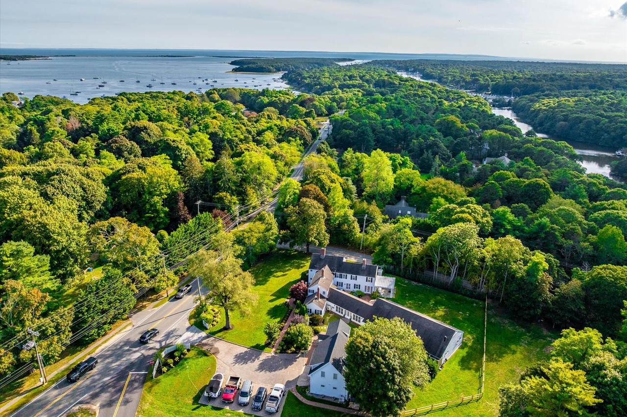 https://bt-photos.global.ssl.fastly.net/capecod/1280_boomver_1_22603319-2.jpg