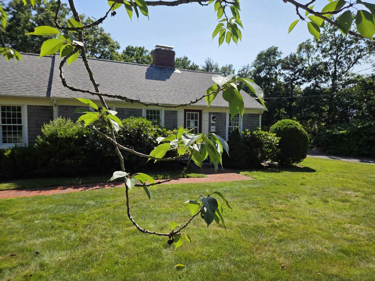https://bt-photos.global.ssl.fastly.net/capecod/1280_boomver_1_22603320-2.jpg
