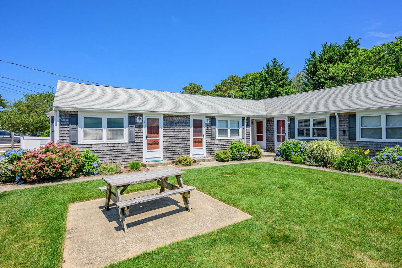 https://bt-photos.global.ssl.fastly.net/capecod/1280_boomver_1_22603357-2.jpg