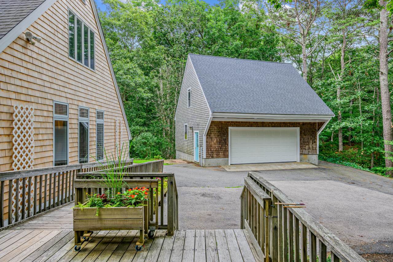 https://bt-photos.global.ssl.fastly.net/capecod/1280_boomver_1_22603366-2.jpg