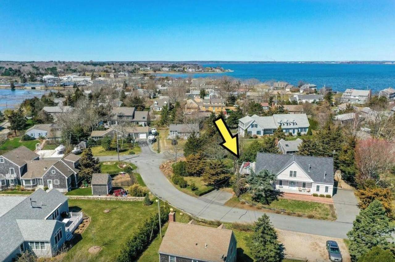 15 Bay View Road - Photo 1