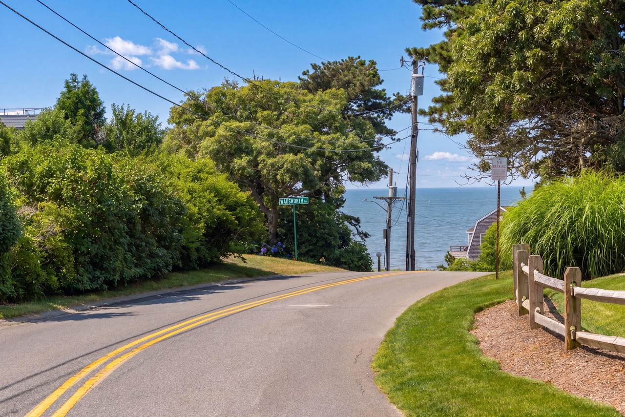 https://bt-photos.global.ssl.fastly.net/capecod/1280_boomver_1_22603469-2.jpg