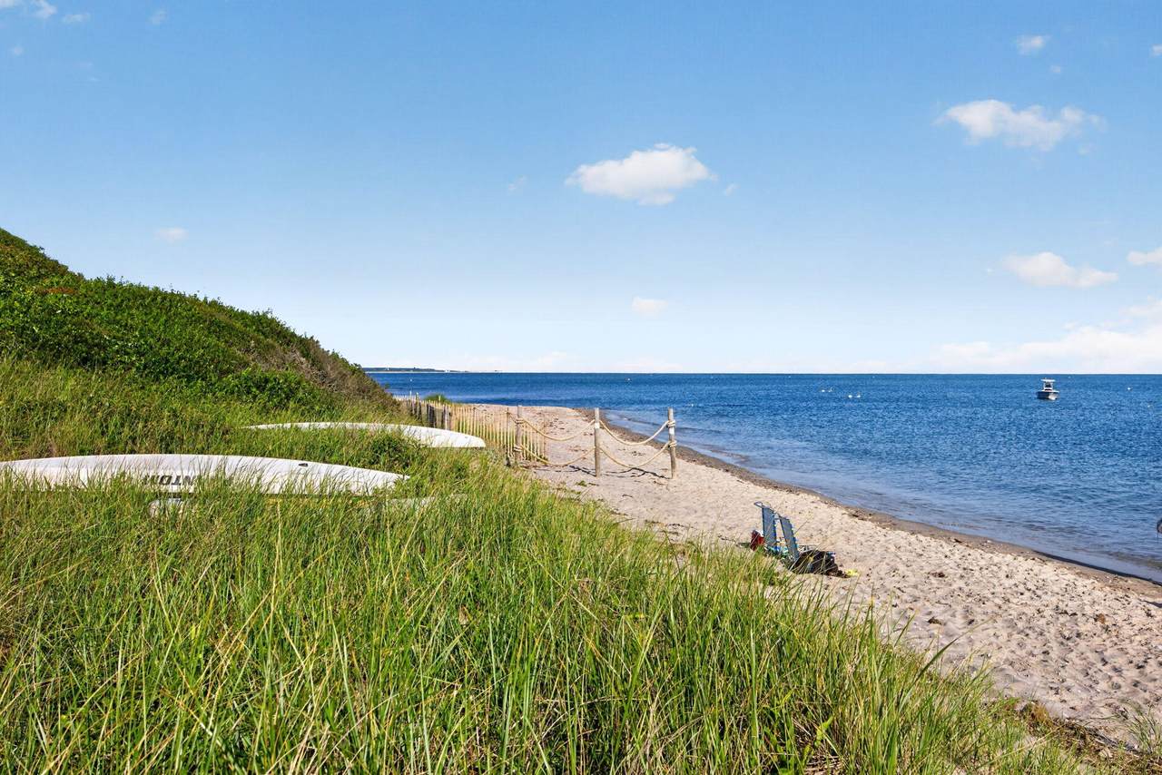 https://bt-photos.global.ssl.fastly.net/capecod/1280_boomver_1_22603469-2.jpg