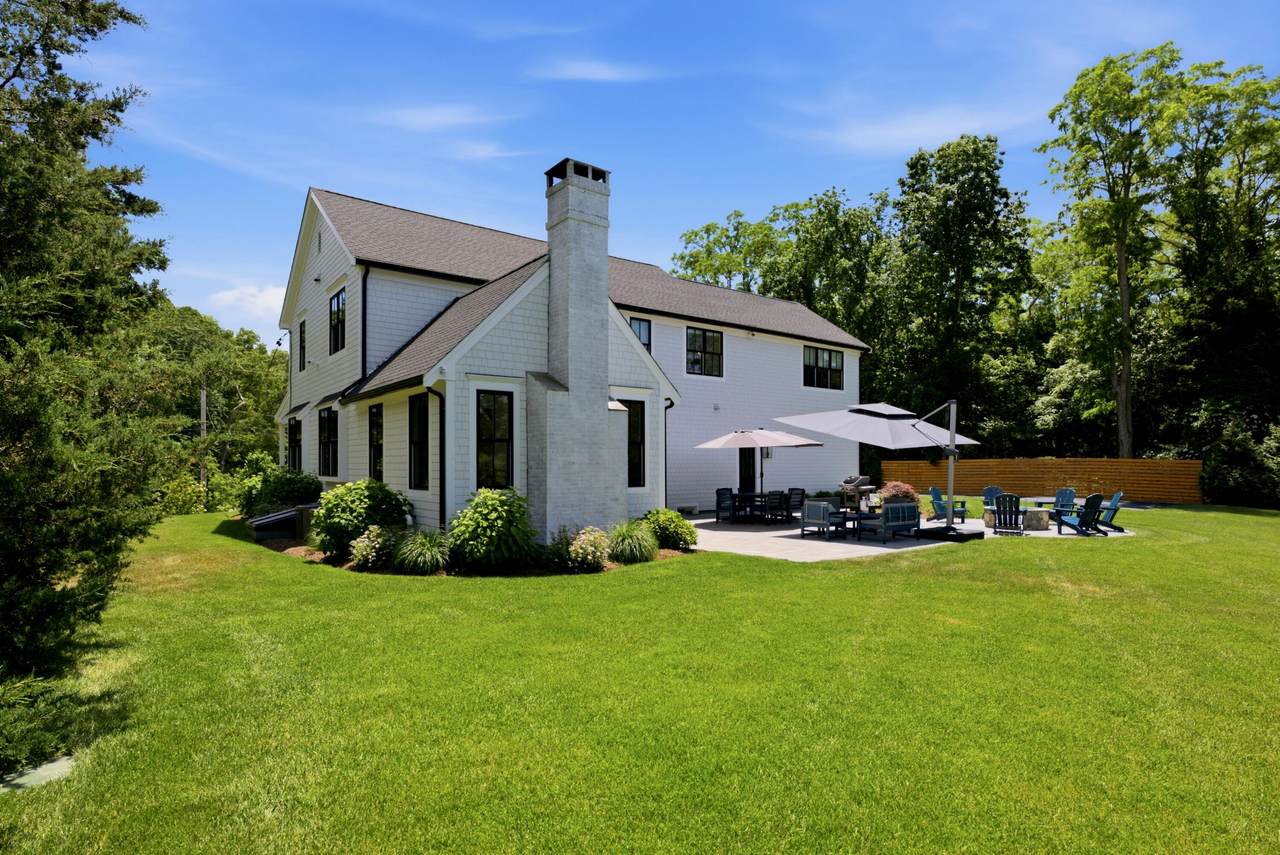 https://bt-photos.global.ssl.fastly.net/capecod/1280_boomver_1_22603470-2.jpg