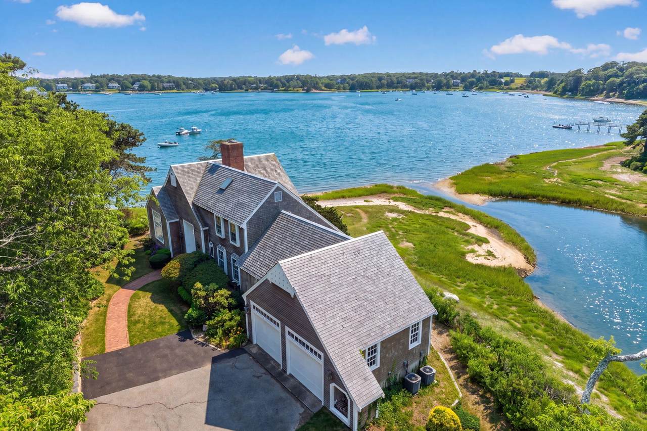 https://bt-photos.global.ssl.fastly.net/capecod/1280_boomver_1_22603504-2.jpg