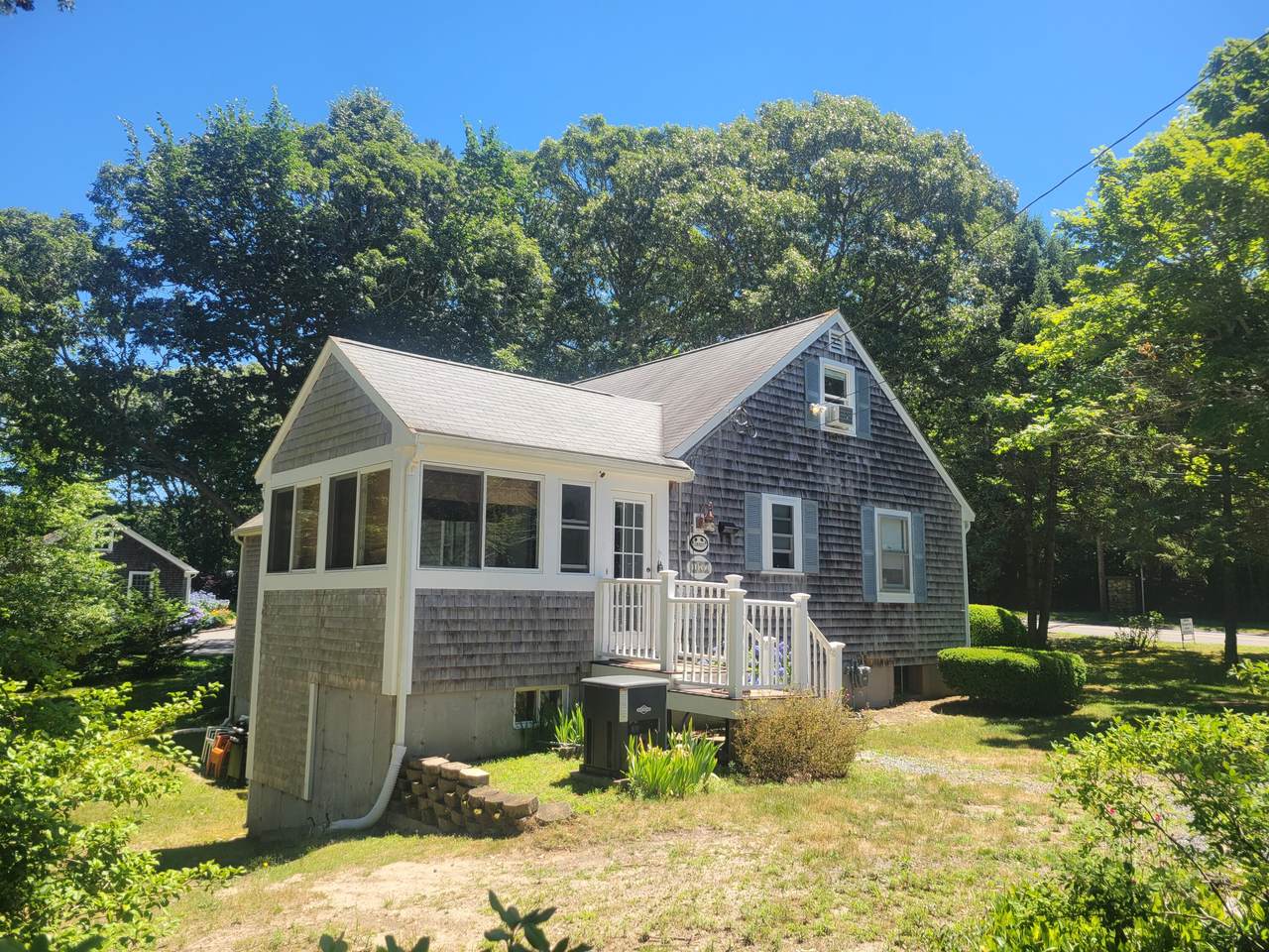 177 Bayview Circle - Photo 1