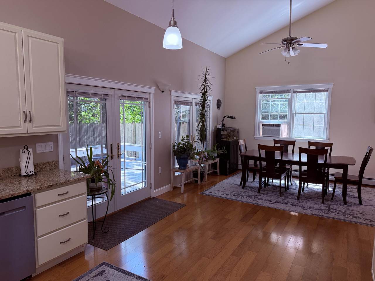 https://bt-photos.global.ssl.fastly.net/capecod/1280_boomver_1_22603542-2.jpg