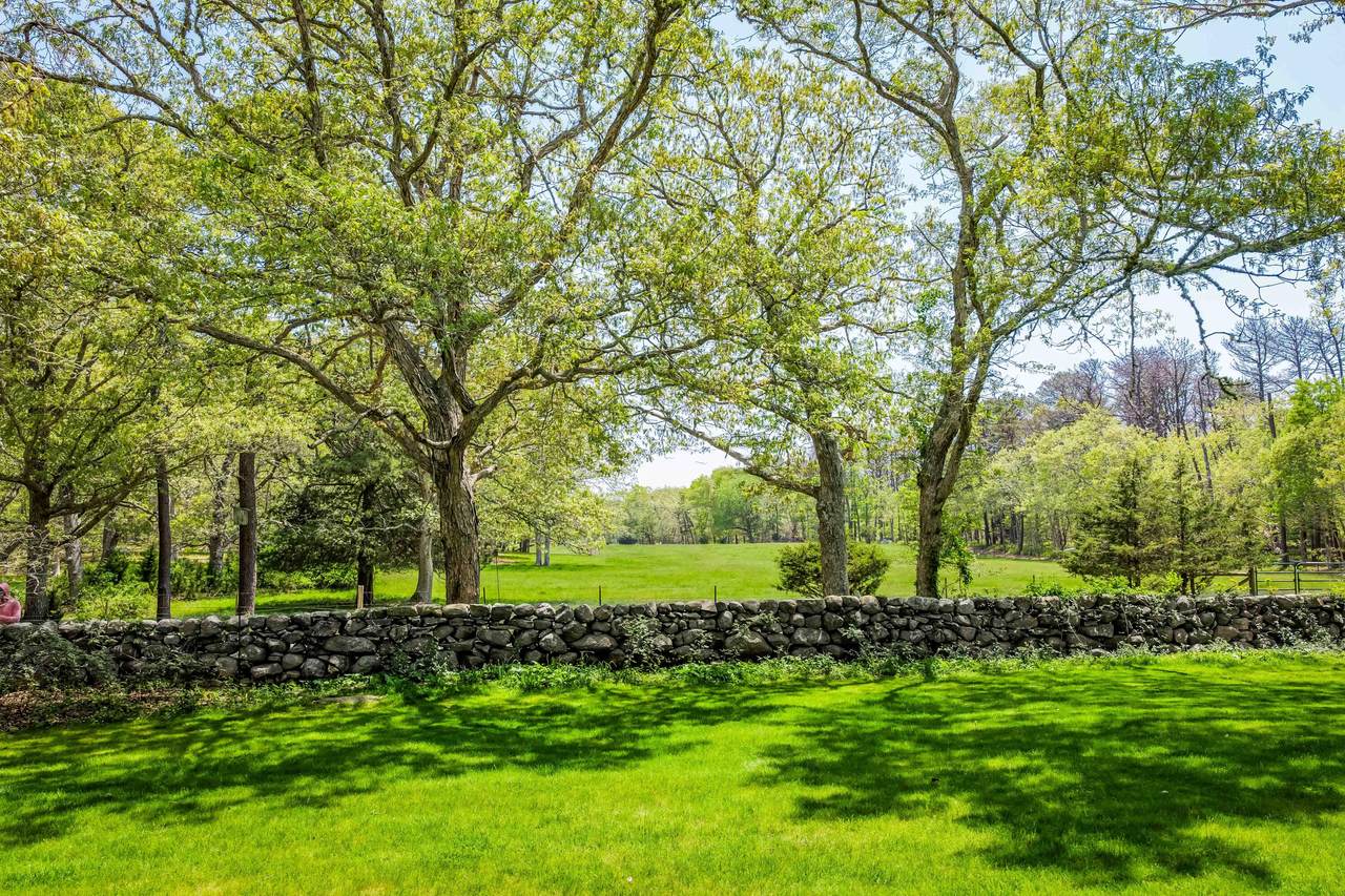 https://bt-photos.global.ssl.fastly.net/capecod/1280_boomver_1_22603552-2.jpg