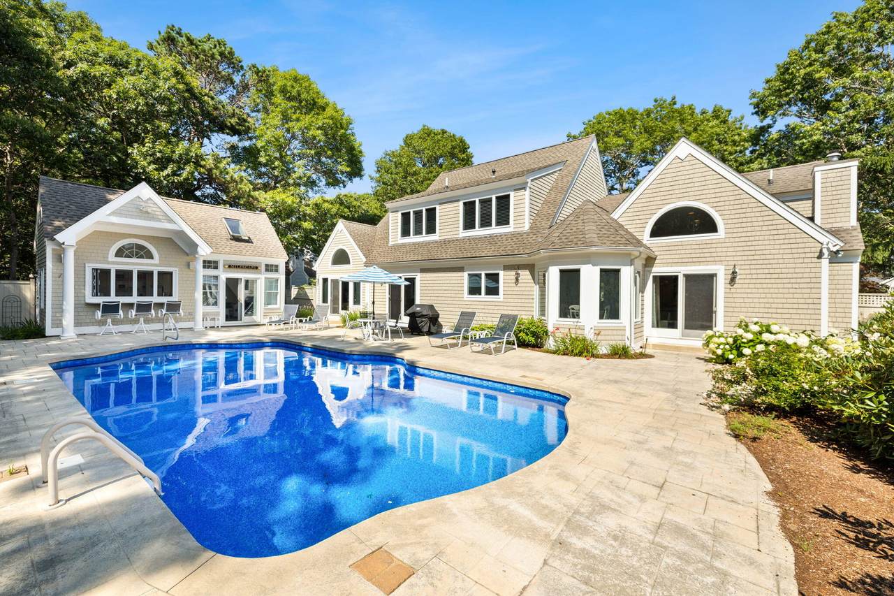 https://bt-photos.global.ssl.fastly.net/capecod/1280_boomver_1_22603559-2.jpg