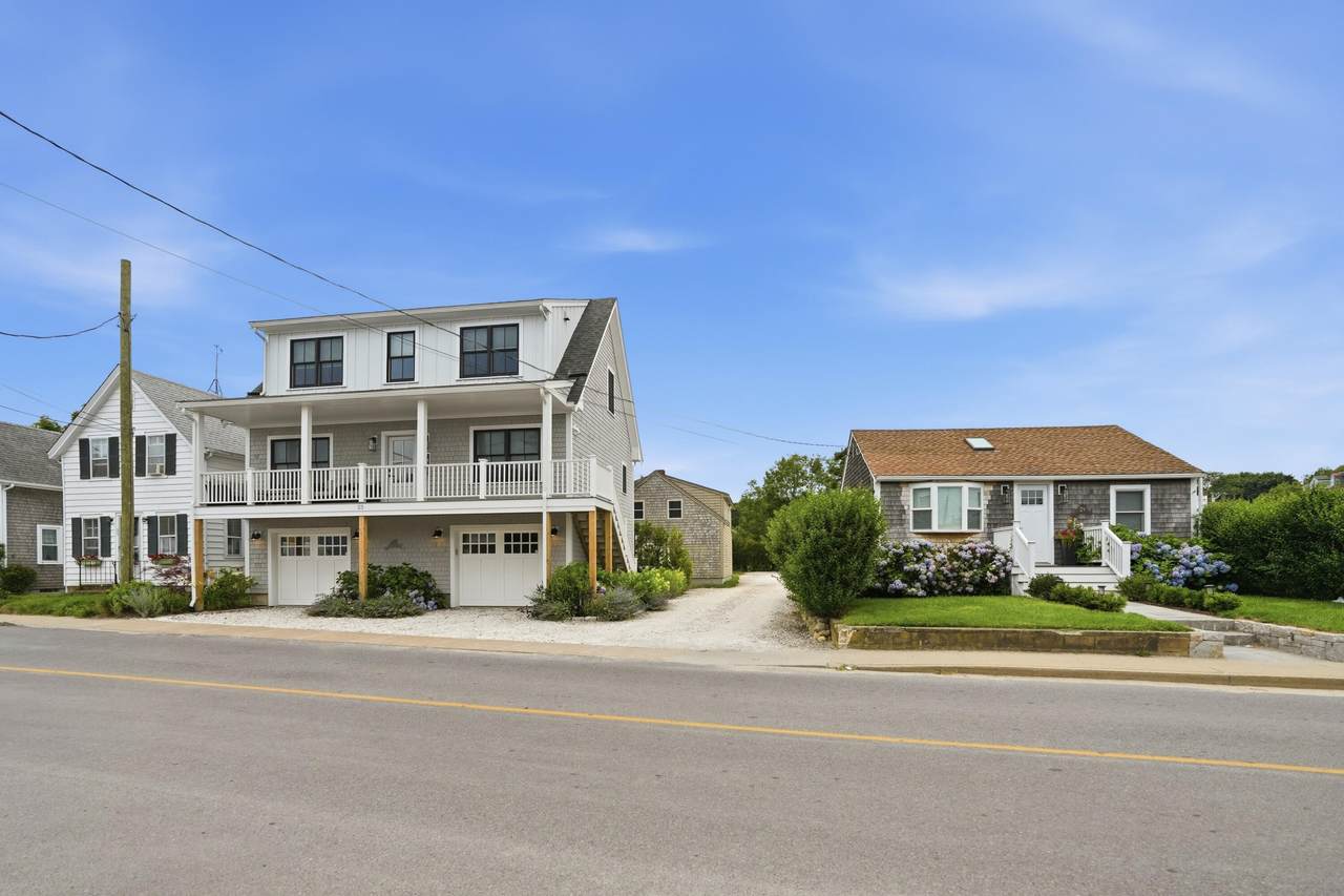 29 & 33 Lagoon Pond Road - Photo 1