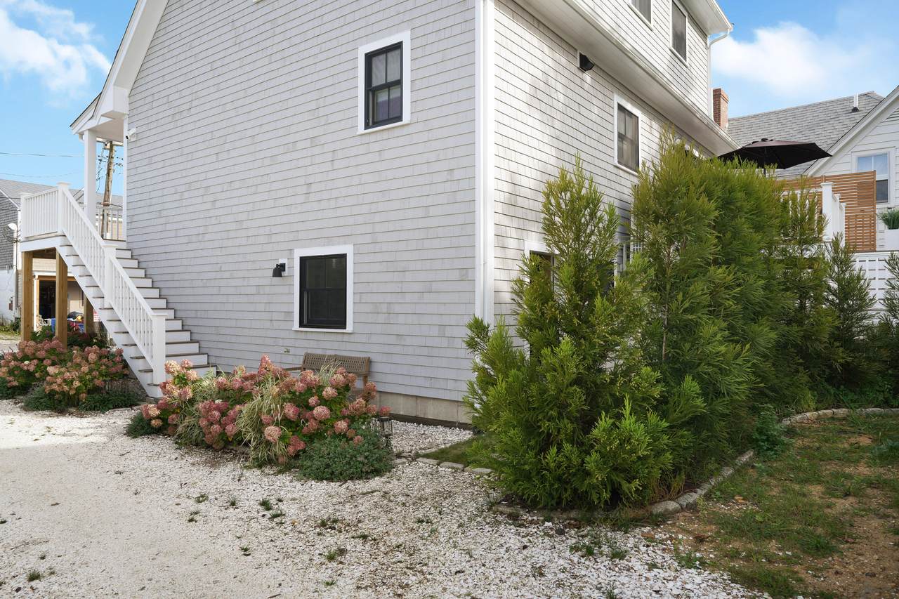 https://bt-photos.global.ssl.fastly.net/capecod/1280_boomver_1_22603560-2.jpg