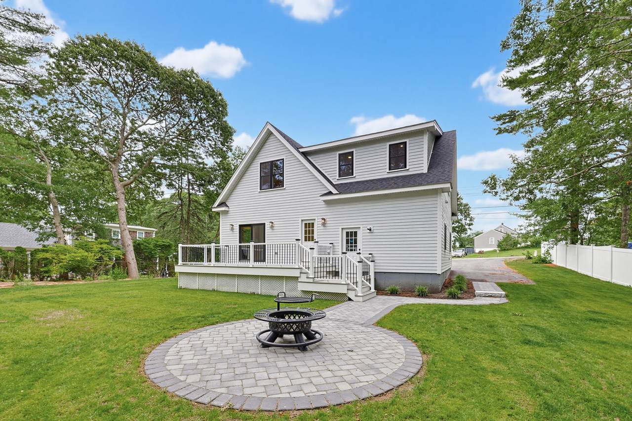 https://bt-photos.global.ssl.fastly.net/capecod/1280_boomver_1_22603570-2.jpg